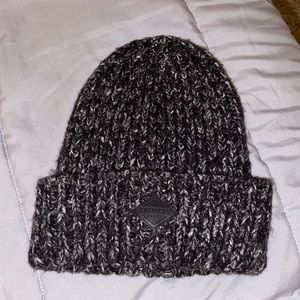 heather gray american eagle beanie